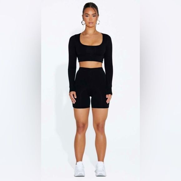 Naked Wardrobe scooped crop long sleeve in black - Picture 4 of 9